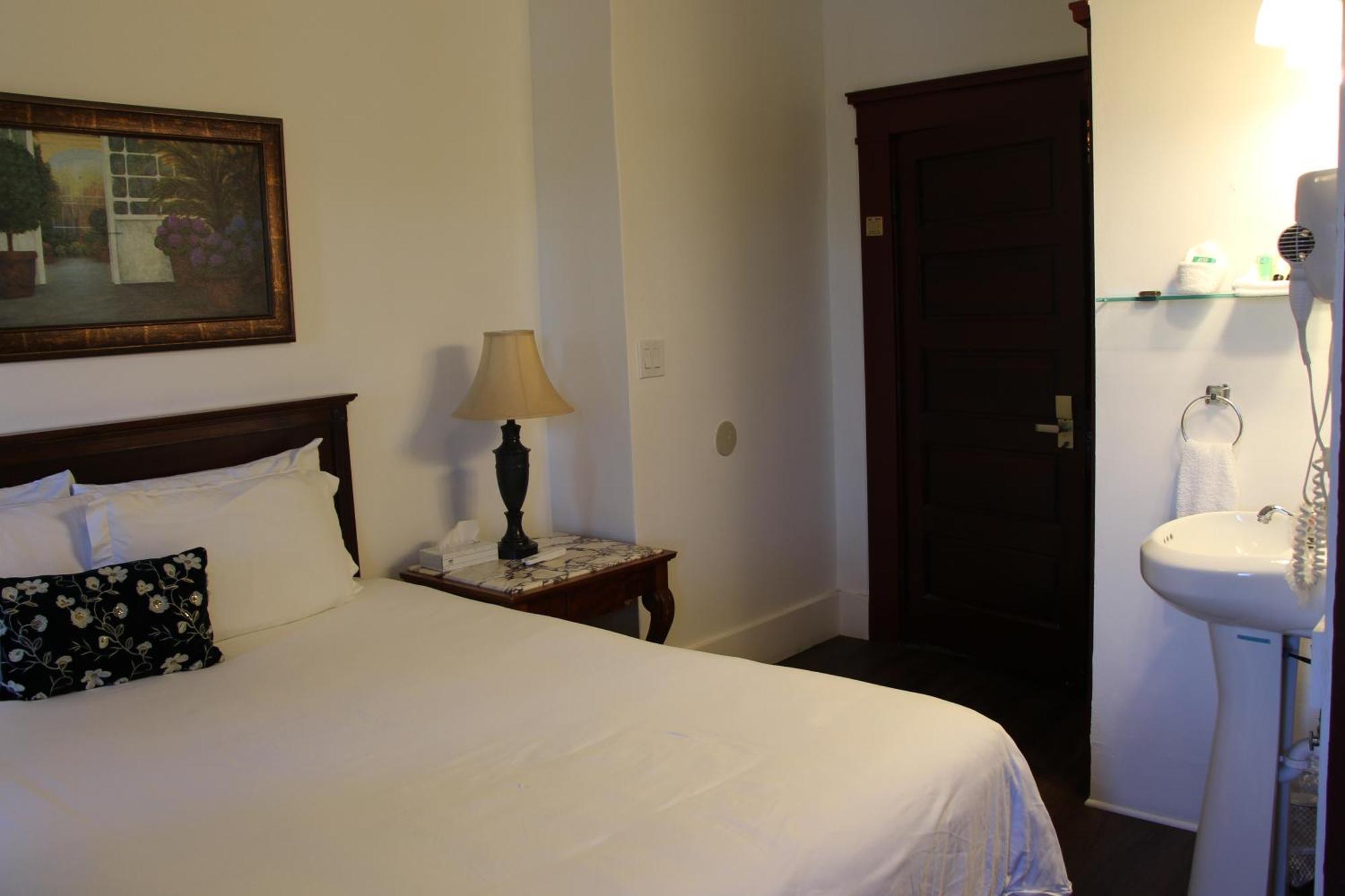 Glen Tavern Inn ซานตาพอลลา ภายนอก รูปภาพ